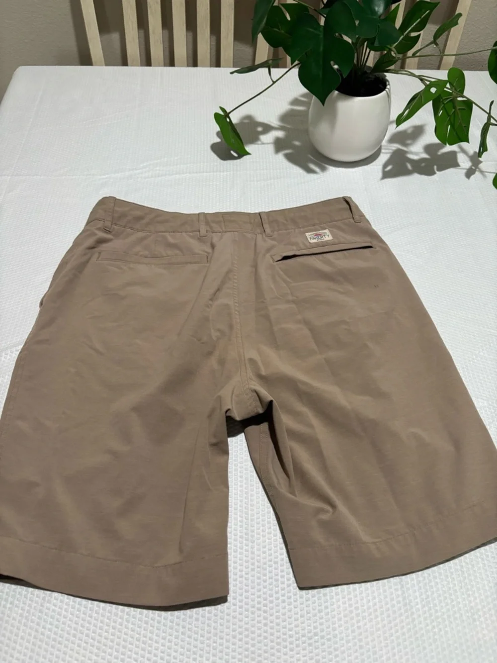 Faherty Men's Flat Front Shorts in Taupe Brown